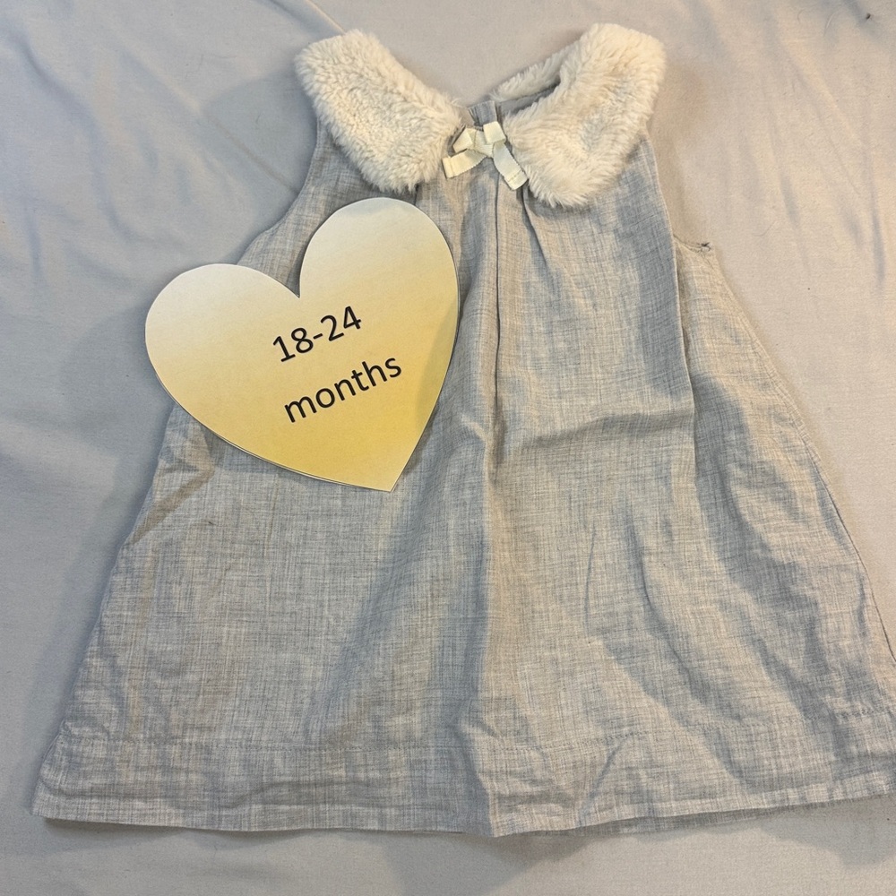 GAP - LIKE NEW - Grey lined Dress with Faux Fur Collar
